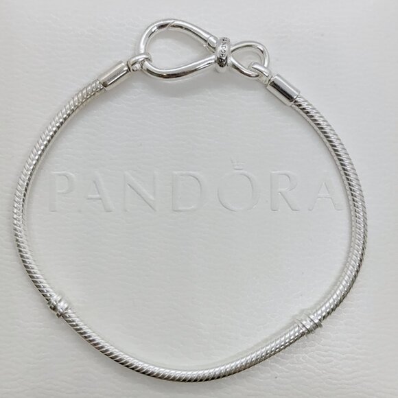 Pandora Moments Infinity Knot Snake Chain Bracelet S925 Sterling Silver 7.9 inch - Picture 2 of 6